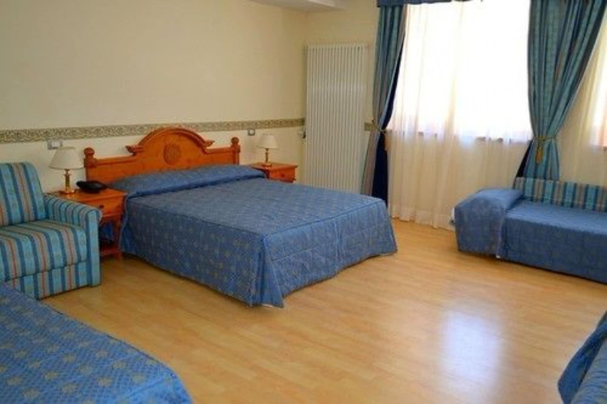 Park Hotel Фольгарида Экстерьер фото
