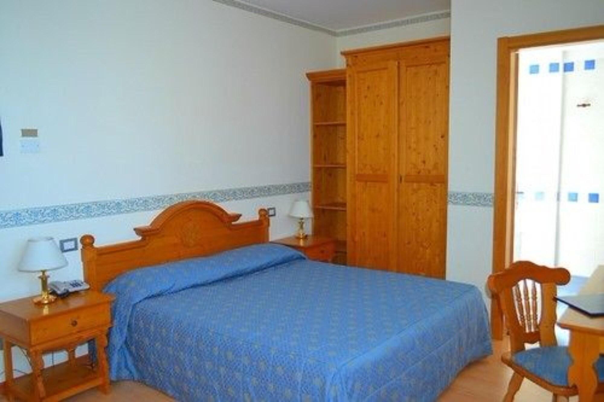 Park Hotel Фольгарида Экстерьер фото