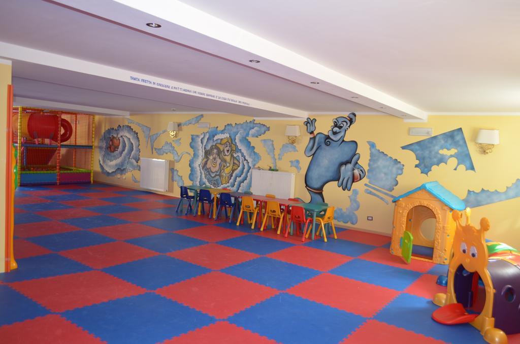 Park Hotel Фольгарида Экстерьер фото